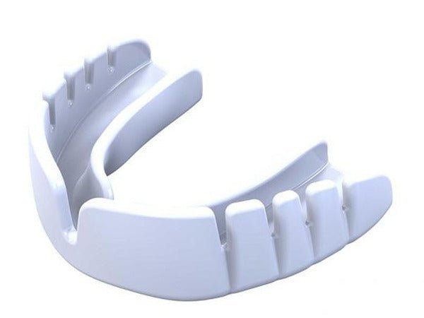 Safegard Snap Fit Mouth Guard (Youth) - Gotto Sports Belfast -fc58-snapguard-snap-fit-youth-white